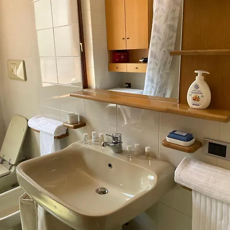 The Window On The Valdadige Sport And Nature Lejlighed